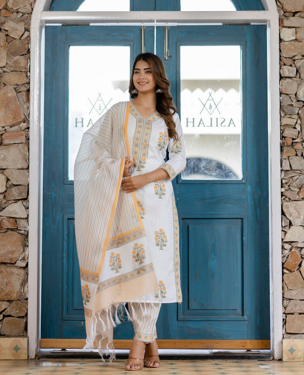 Ethnic Set Women Block Printed Kurta and Pant Set With Dupatta