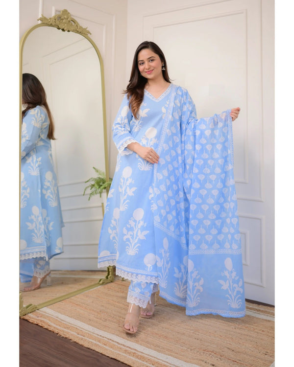 Ethnic Set Women Embroidery A-Line Kurta and Pant set with Dupatta