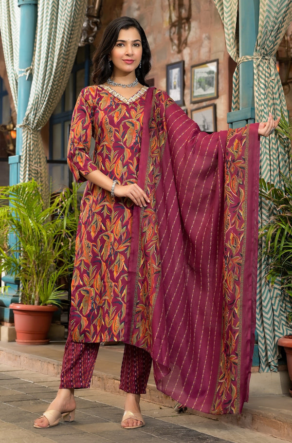 Ethnic Set Women Embroidery Straight Kurta and Pant set with Dupatta