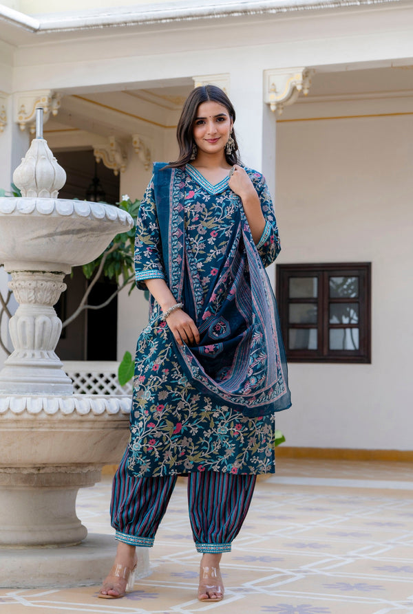 Ethnic Set Women Printed Straight Kurta and Pant set with Dupatta