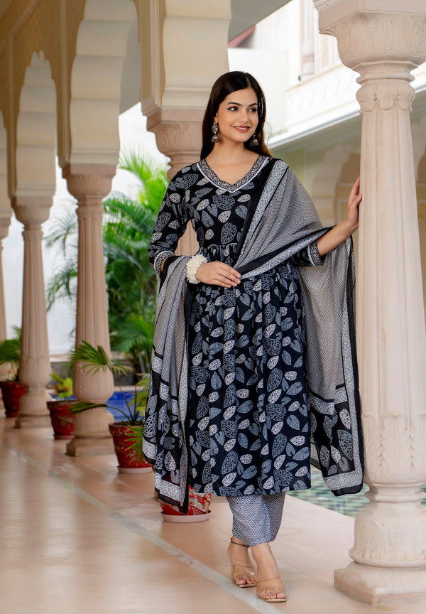 Ethnic Set Women Black Printed Kurta and Pant Set with Dupatta