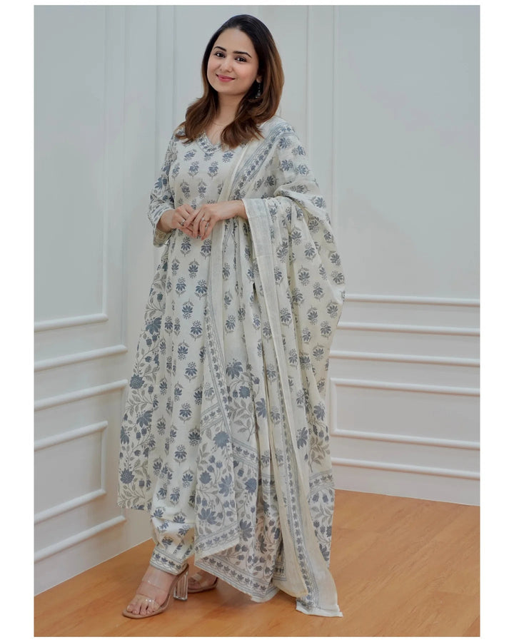 Ethnic Set Women Printed Straight Kurta and Pant set with Dupatta - Ethnic Set